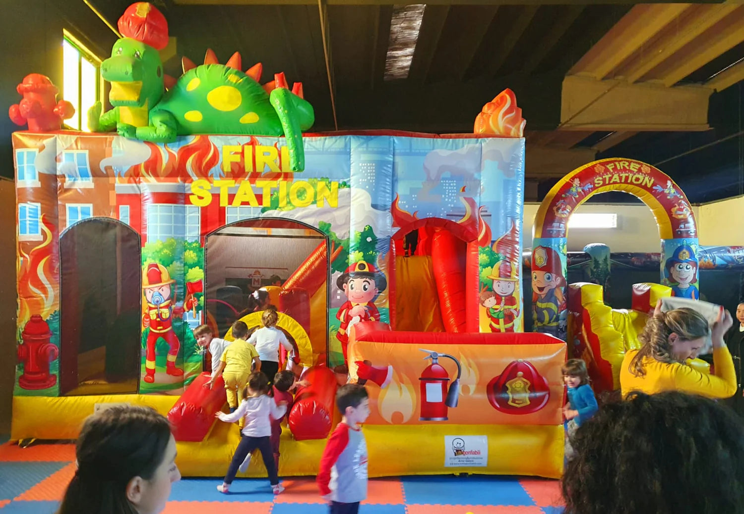 Caffetteria del Pompiere addobbata